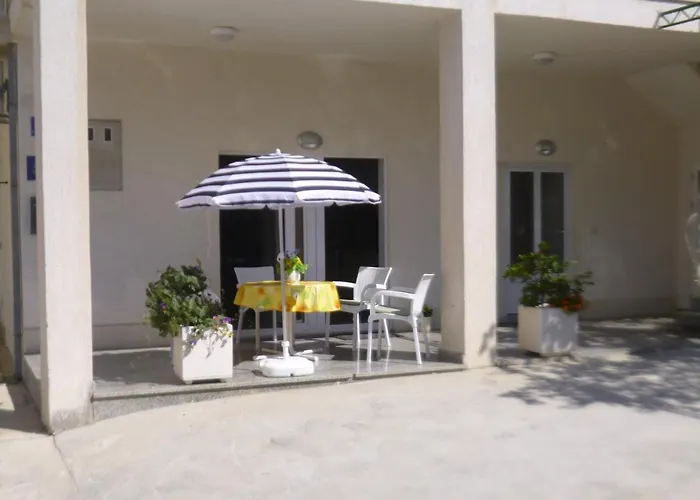 Haus Pehar 3* Baška Voda