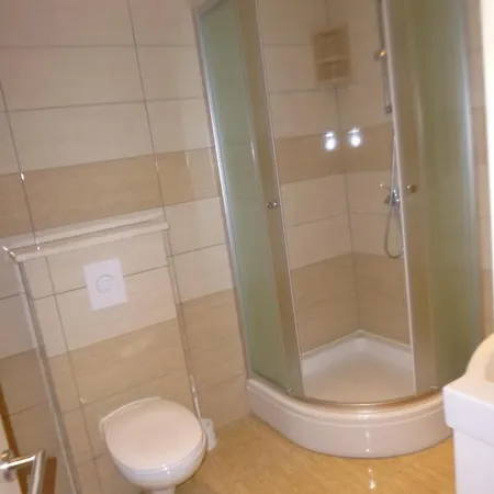 ゲストハウス Haus Pehar