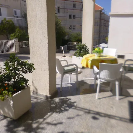 ゲストハウス Haus Pehar