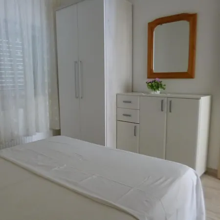 Guest house Haus Pehar 3*